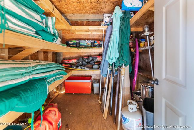 423 Handy'S Point Lane, Bath, NC 27808