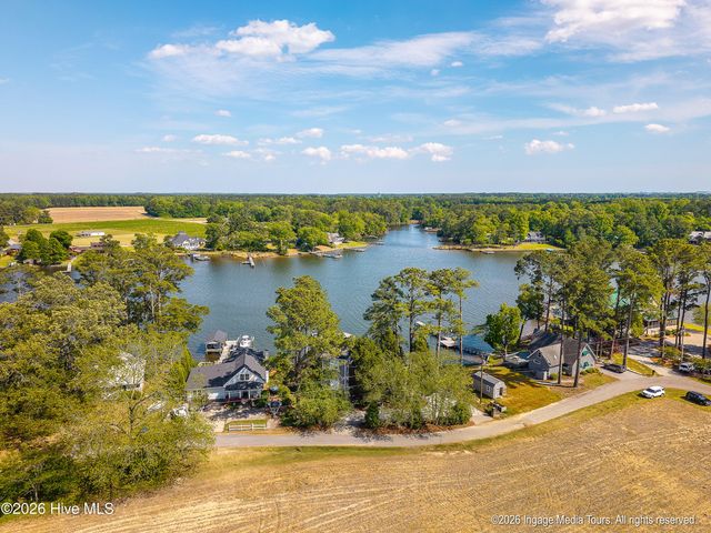 423 Handy'S Point Lane, Bath, NC 27808