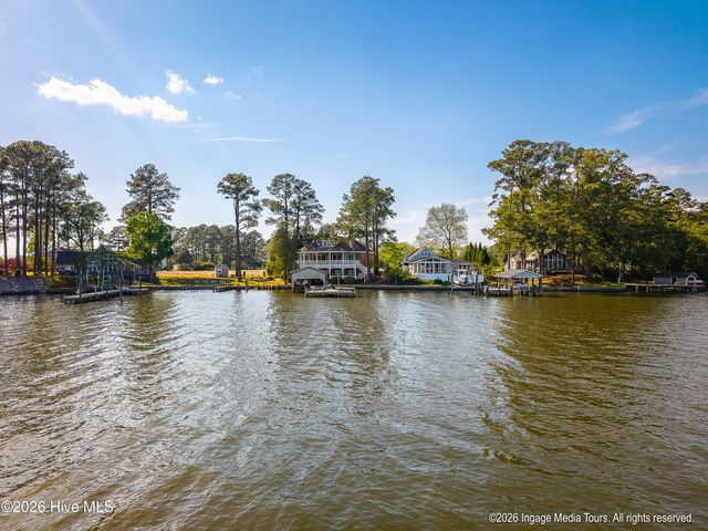 423 Handy'S Point Lane, Bath, NC 27808