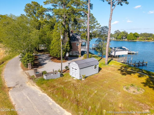 423 Handy'S Point Lane, Bath, NC 27808