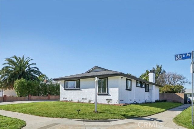 10007 Debra, North Hills (los Angeles), CA 91343