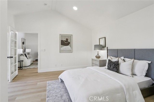 10007 Debra, North Hills (los Angeles), CA 91343