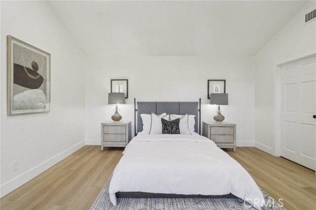 10007 Debra, North Hills (los Angeles), CA 91343