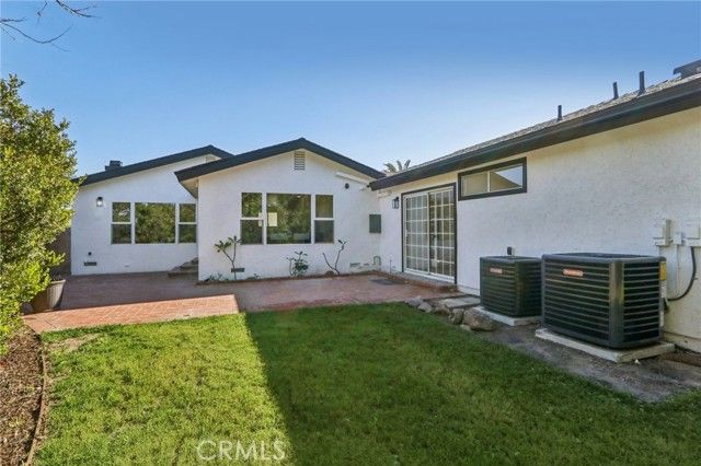 10007 Debra, North Hills (los Angeles), CA 91343