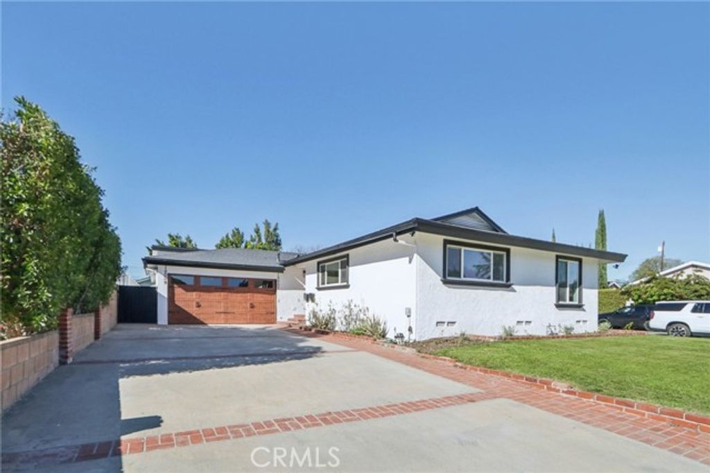 10007 Debra, North Hills (los Angeles), CA 91343