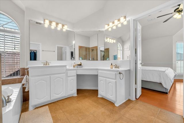 6940 Bent Spur Drive, Fort Worth, TX 76179