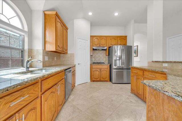 6940 Bent Spur Drive, Fort Worth, TX 76179