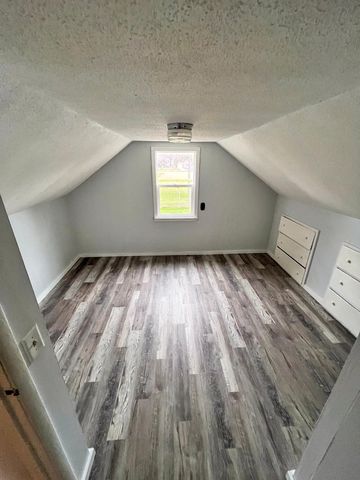 1016 Ella Avenue NW, Willmar, MN 56201