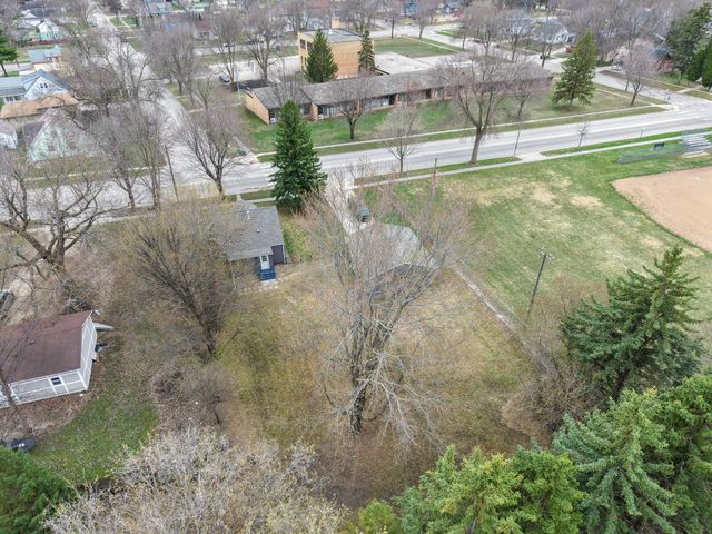 1016 Ella Avenue NW, Willmar, MN 56201