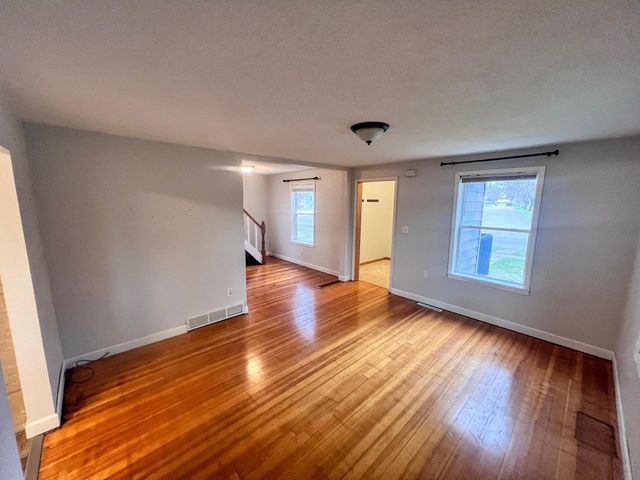 1016 Ella Avenue NW, Willmar, MN 56201