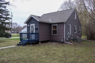 1016 Ella Avenue NW, Willmar, MN 56201