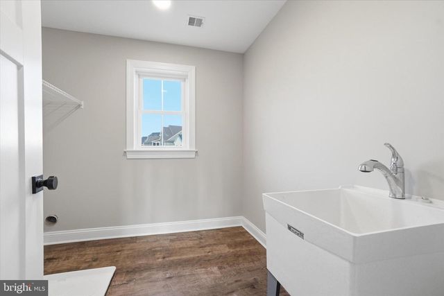 3241 FOXCROFT WAY, York, PA 17406
