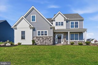 3241 FOXCROFT WAY, York, PA 17406