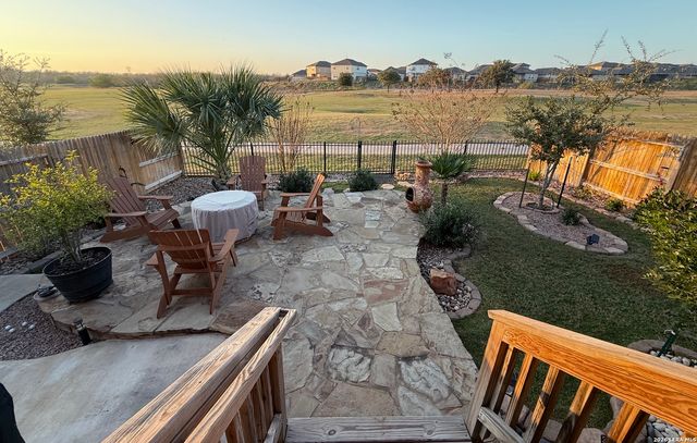 481 Middle Green, Floresville, TX 78114