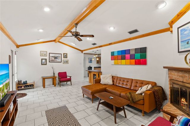 5217 Moultrie Dr, Corpus Christi, TX 78413