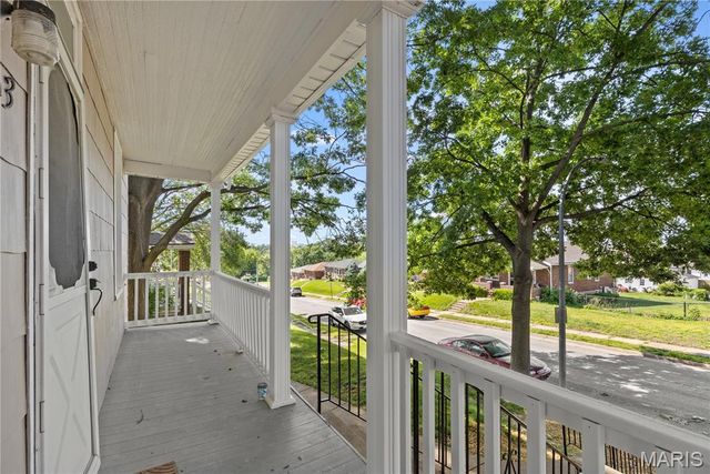 3653 Upton St Street, St Louis, MO 63116