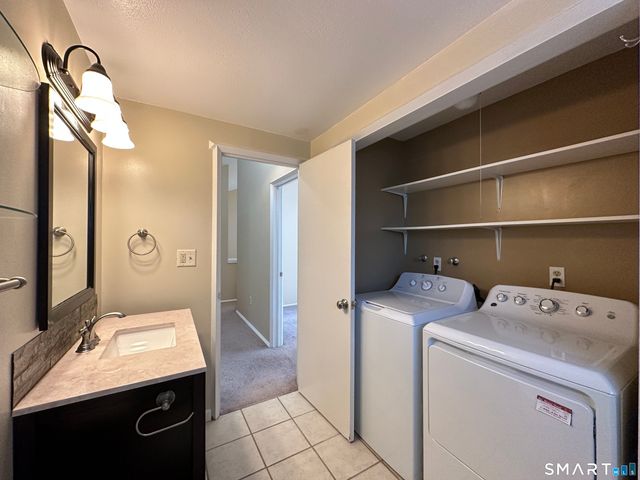 7 Staunton Court F, Farmington, CT 06032