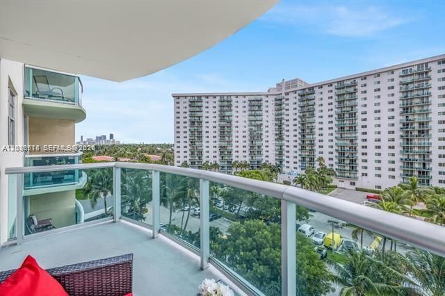 19390 Collins Ave 702, Sunny Isles Beach, FL 33160