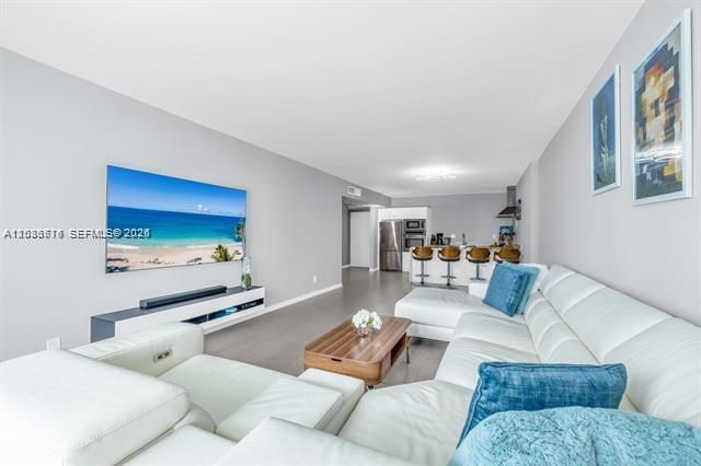 19390 Collins Ave 702, Sunny Isles Beach, FL 33160