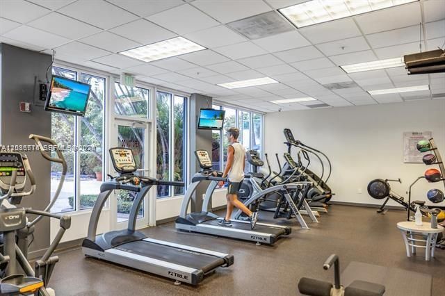 19390 Collins Ave 702, Sunny Isles Beach, FL 33160