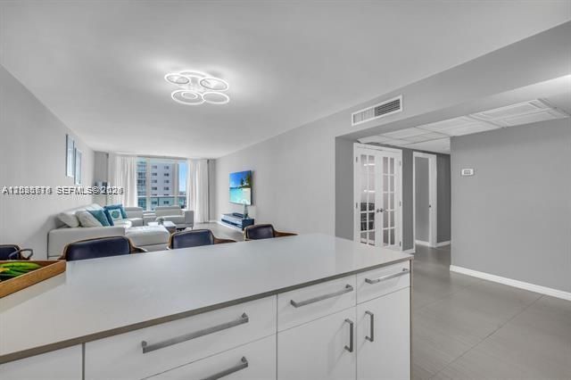 19390 Collins Ave 702, Sunny Isles Beach, FL 33160