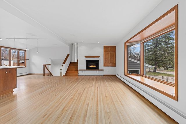 5604 Hawkes Drive, Edina, MN 55436