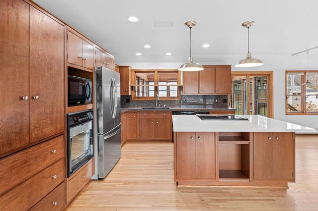 5604 Hawkes Drive, Edina, MN 55436