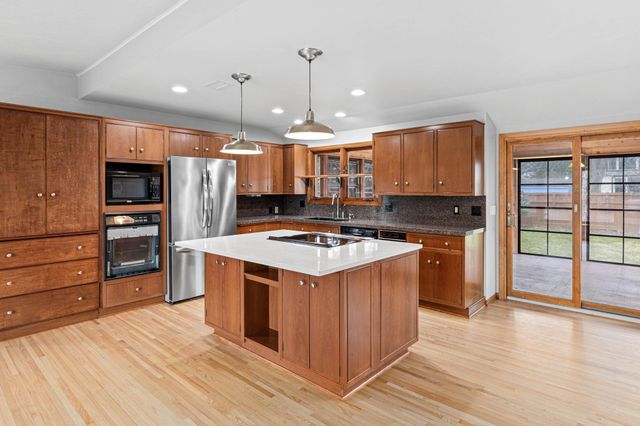 5604 Hawkes Drive, Edina, MN 55436