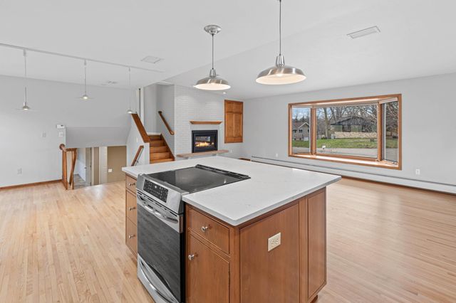 5604 Hawkes Drive, Edina, MN 55436