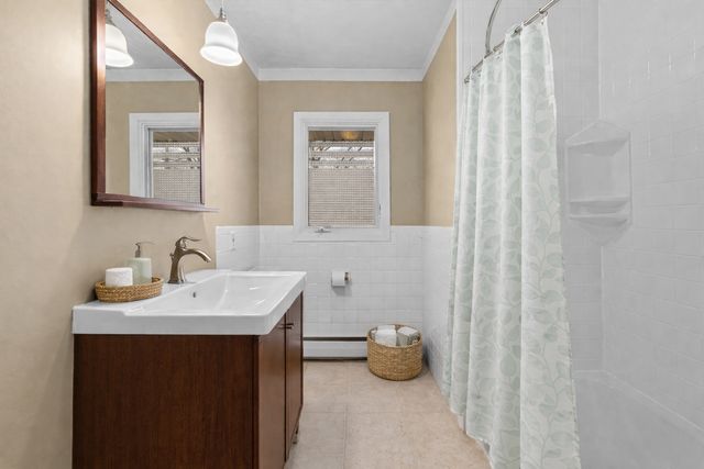 5604 Hawkes Drive, Edina, MN 55436