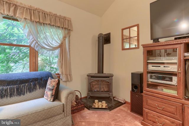 1248 ASH LN, Lebanon, PA 17042