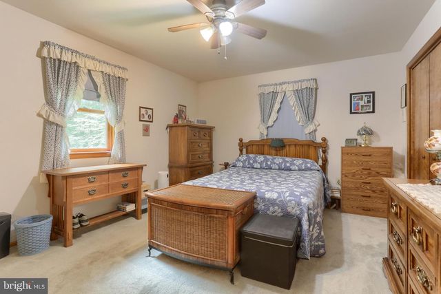 1248 ASH LN, Lebanon, PA 17042