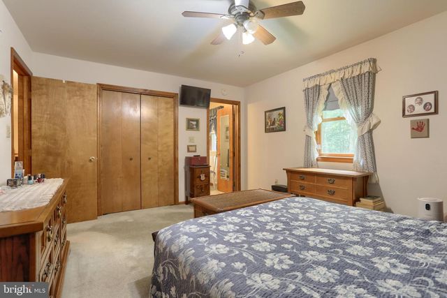 1248 ASH LN, Lebanon, PA 17042