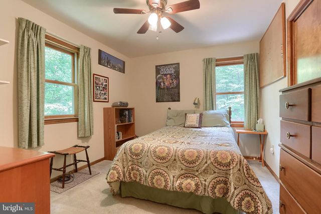 1248 ASH LN, Lebanon, PA 17042