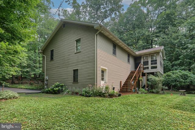 1248 ASH LN, Lebanon, PA 17042