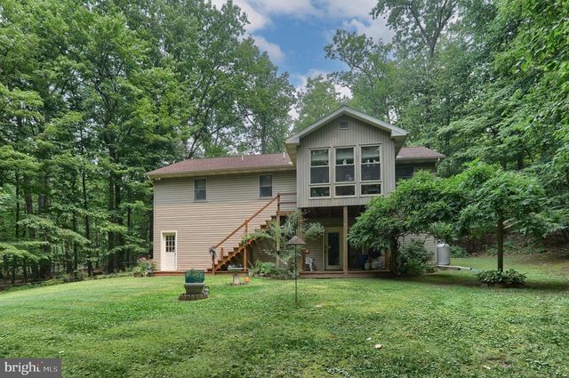 1248 ASH LN, Lebanon, PA 17042