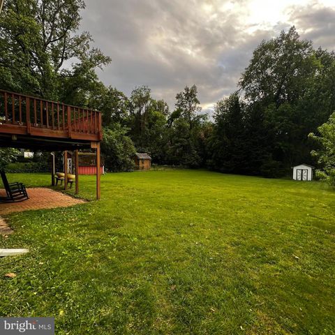 3817 ESTEL RD, Fairfax, VA 22031