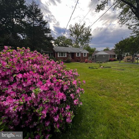 3817 ESTEL RD, Fairfax, VA 22031