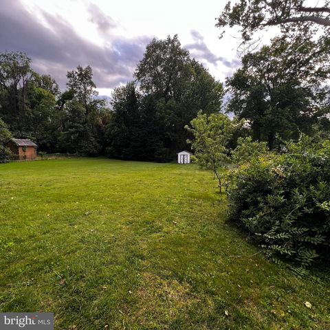 3817 ESTEL RD, Fairfax, VA 22031