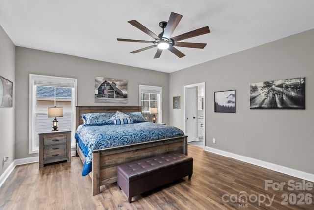 901 Wild River Run, Marshall, NC 28753