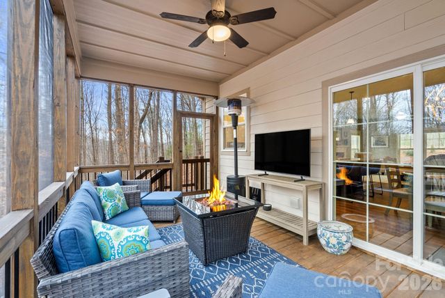 901 Wild River Run, Marshall, NC 28753