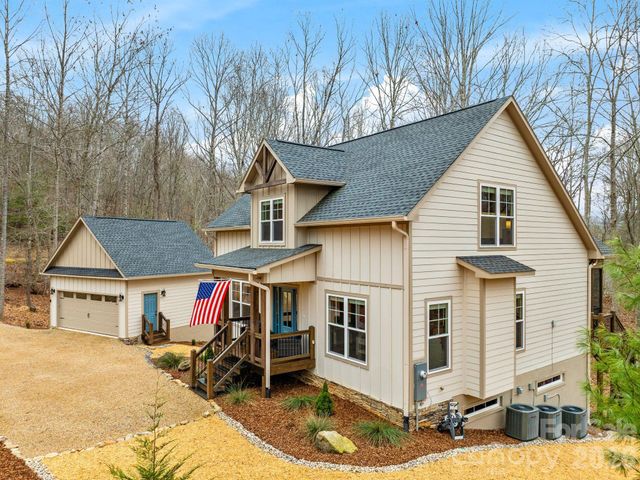 901 Wild River Run, Marshall, NC 28753