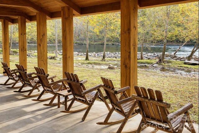 901 Wild River Run, Marshall, NC 28753