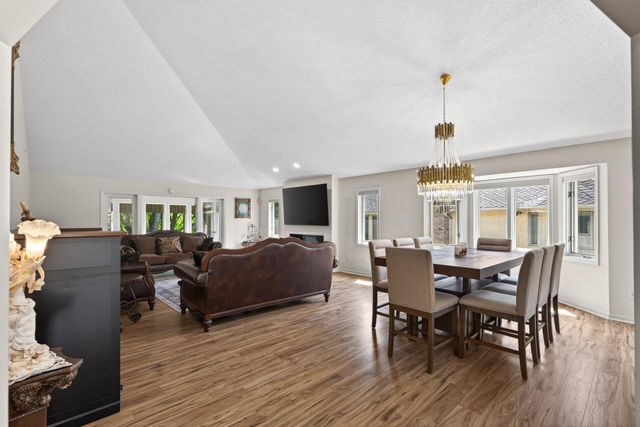 10417 Fawns Way, Eden Prairie, MN 55347