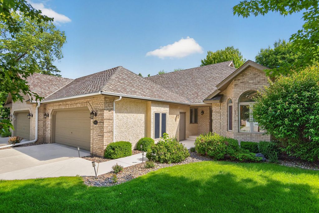 10417 Fawns Way, Eden Prairie, MN 55347 — exterior