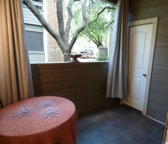 1108 Quail Valley Lane 122, Arlington, TX 76011