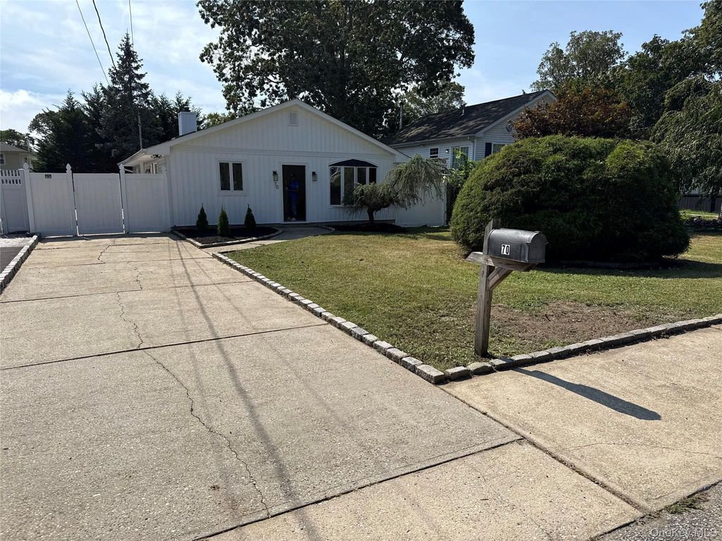 70 Spar Drive, Mastic Beach, NY 11951