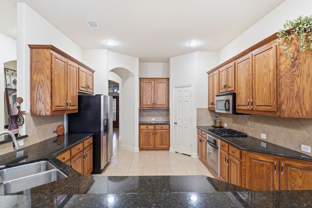 9878 Avalon Drive, Frisco, TX 75035