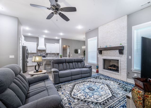 3581 Avon Avenue, Springdale, AR 72764