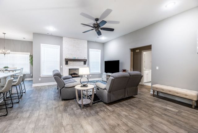3581 Avon Avenue, Springdale, AR 72764
